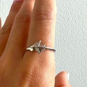 Adjustable Airplane ring